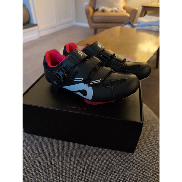 Perfect Peloton cycling shoes with look delta cleats and box EU 40 US women's 9 - Picture 1 of 7